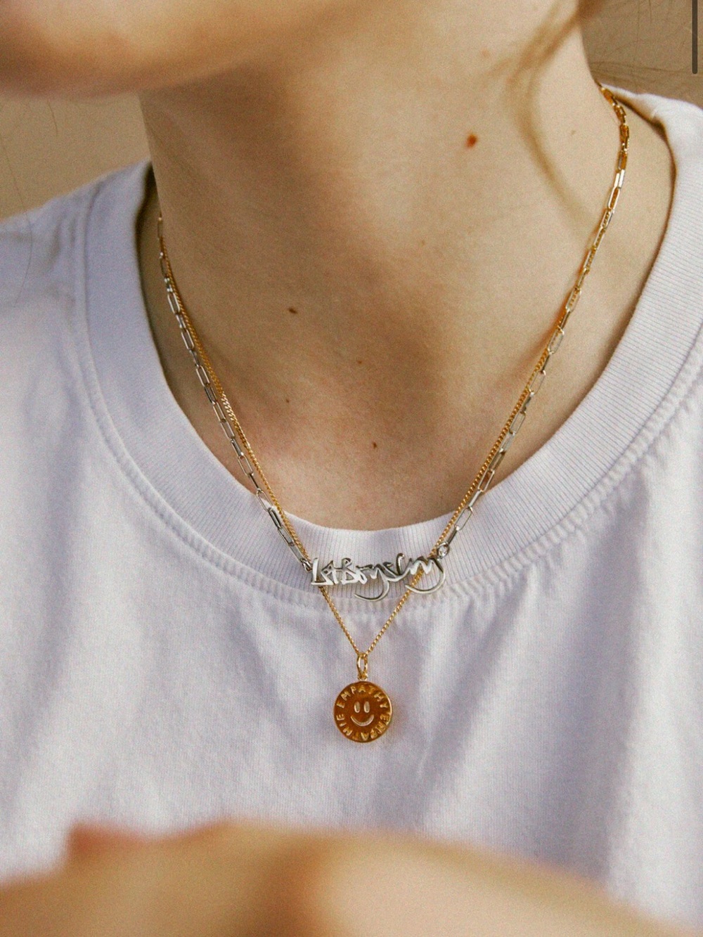 LET BOYS CRY script necklace, silver